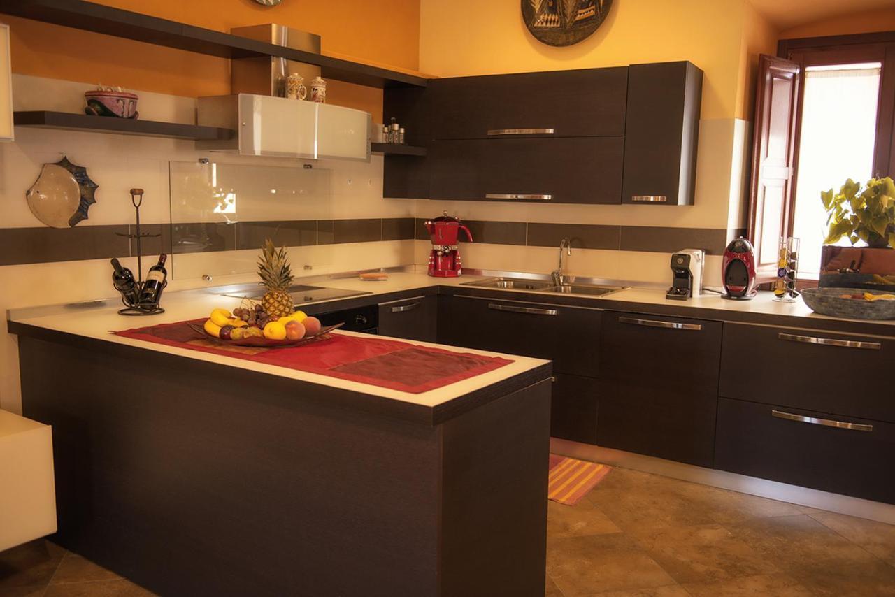 Luxury Home Bosa Apartment 외부 사진